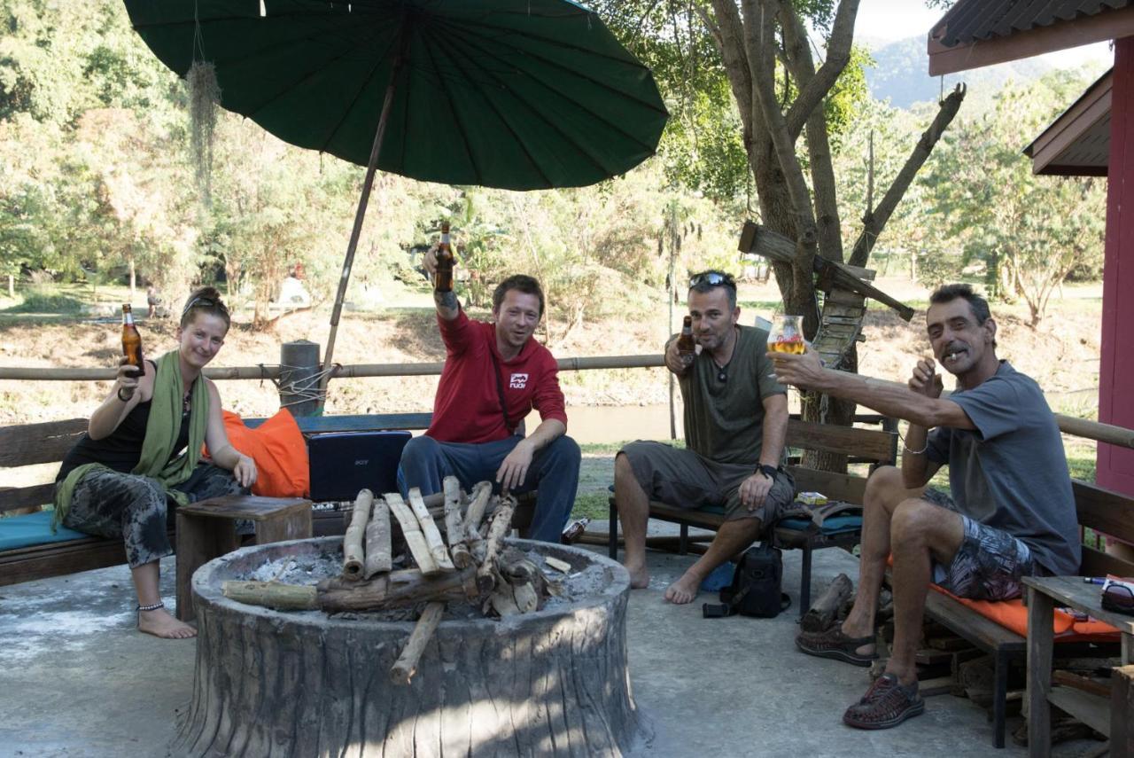 Pai River Jam Hostel & Campground Ngoại thất bức ảnh